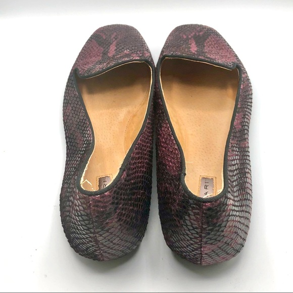 TAHARI CLEMENTINE SNAKE PRINT PURPLE FLATS - Picture 7 of 10